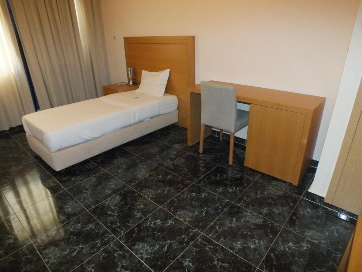 Hotel El Medina Нуадибу Экстерьер фото